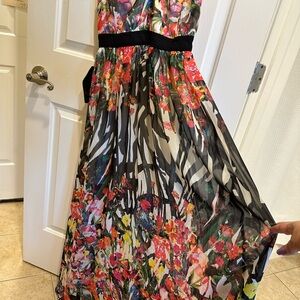 bebe Floral Zebra Print Maxi Dress